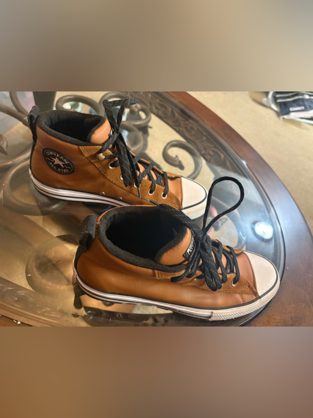 Converse All Star leather High-Top Sneakers (Men’s size 9/women’s 11)